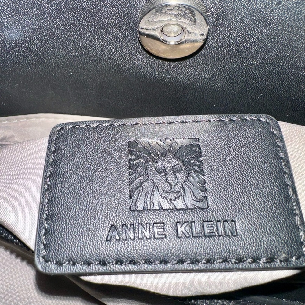 Anne Klein Black and Cream Patterned Shoulder Tote with Charm - Picture 3 of 8